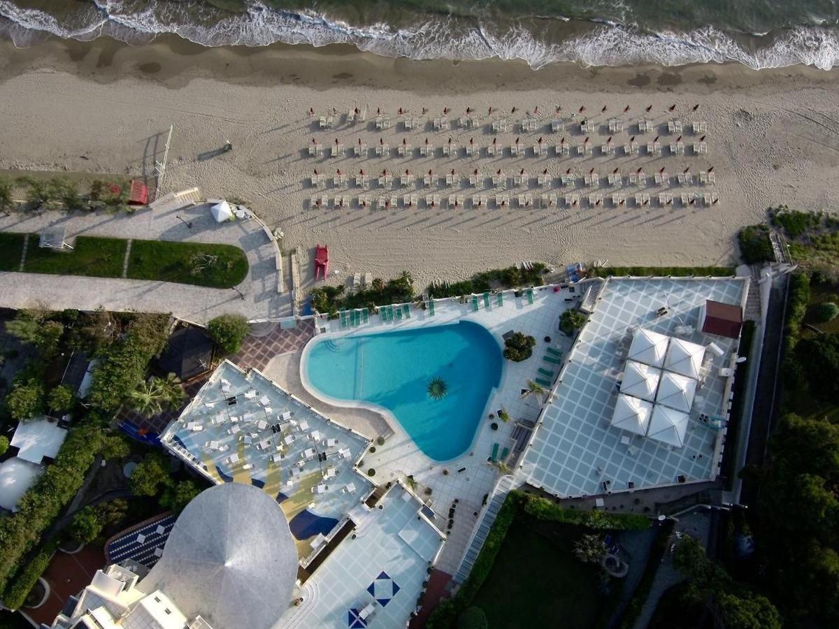 Holidaycasa Leone - Con Posto Auto A 200Mt Dal Mare Сперлонга Экстерьер фото