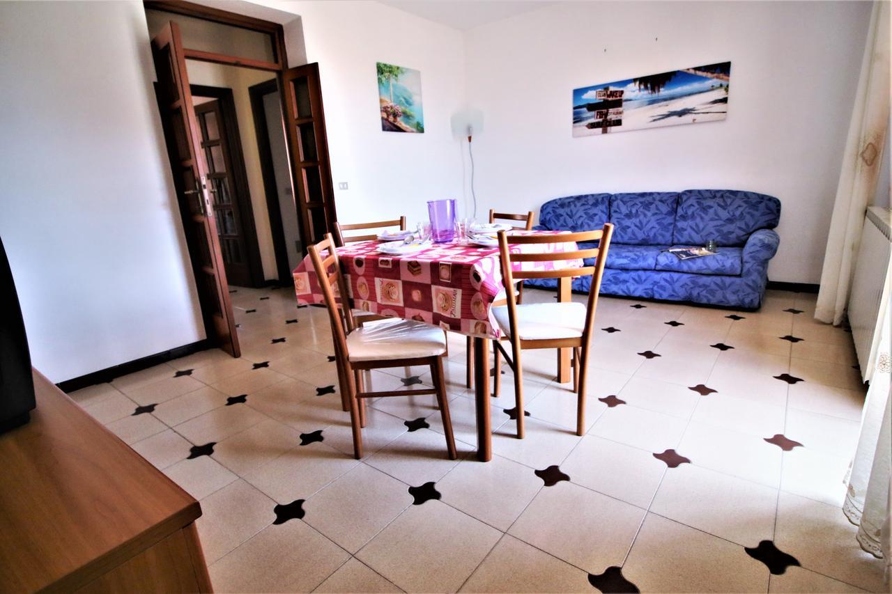 Holidaycasa Leone - Con Posto Auto A 200Mt Dal Mare Сперлонга Экстерьер фото