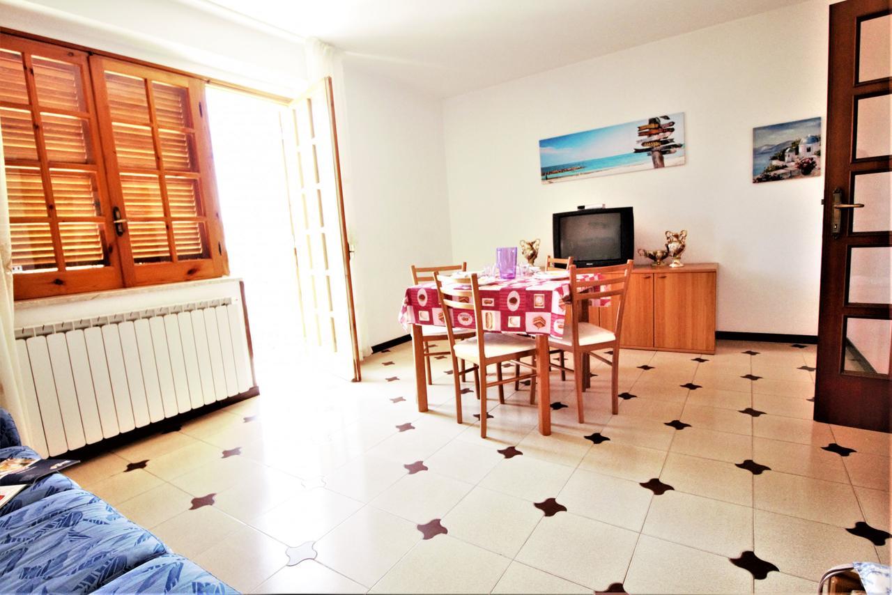 Holidaycasa Leone - Con Posto Auto A 200Mt Dal Mare Сперлонга Экстерьер фото